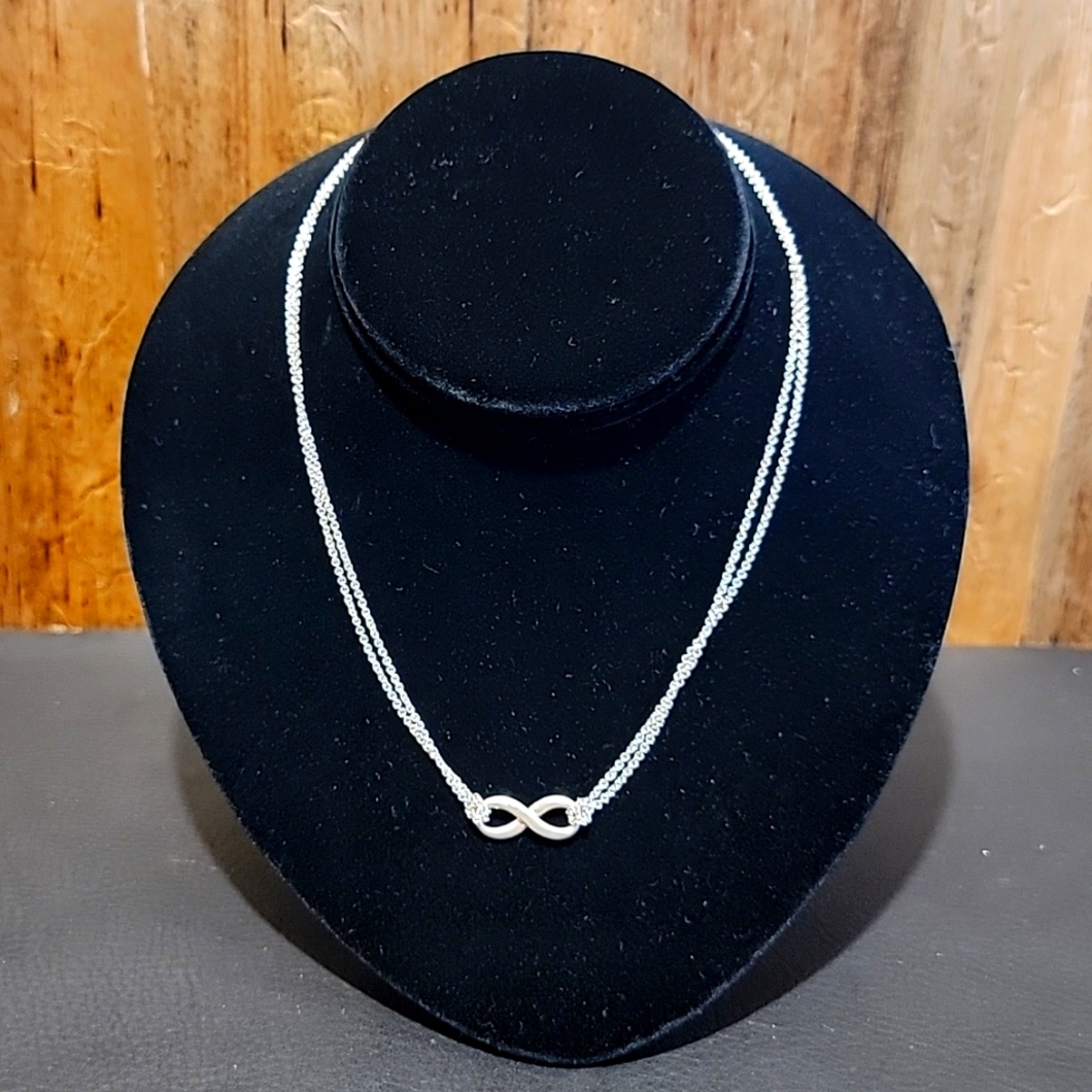 TIFFANY & COMPANY STERLING SILVER INFINITY DOUBLE STRAND NECKLACE FIGURE 8